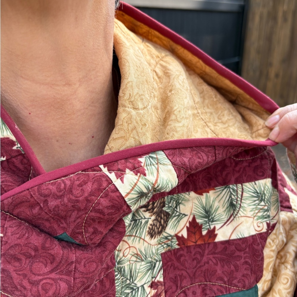 Quilted Hooded Patchwork Pullover Jacket - Burgun… - image 14